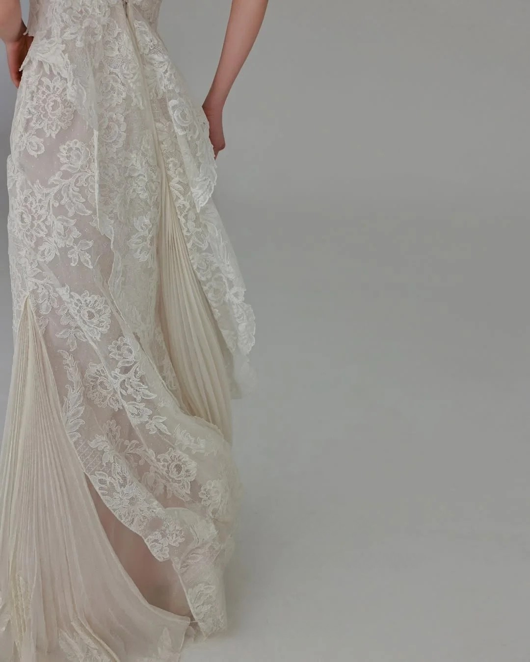 Lace Flower Wedding Bridal Gown
